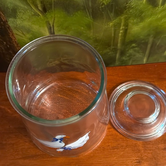 Vintage  🪿🪿 Glass Jar with Geese Design - Picture 4 of 5